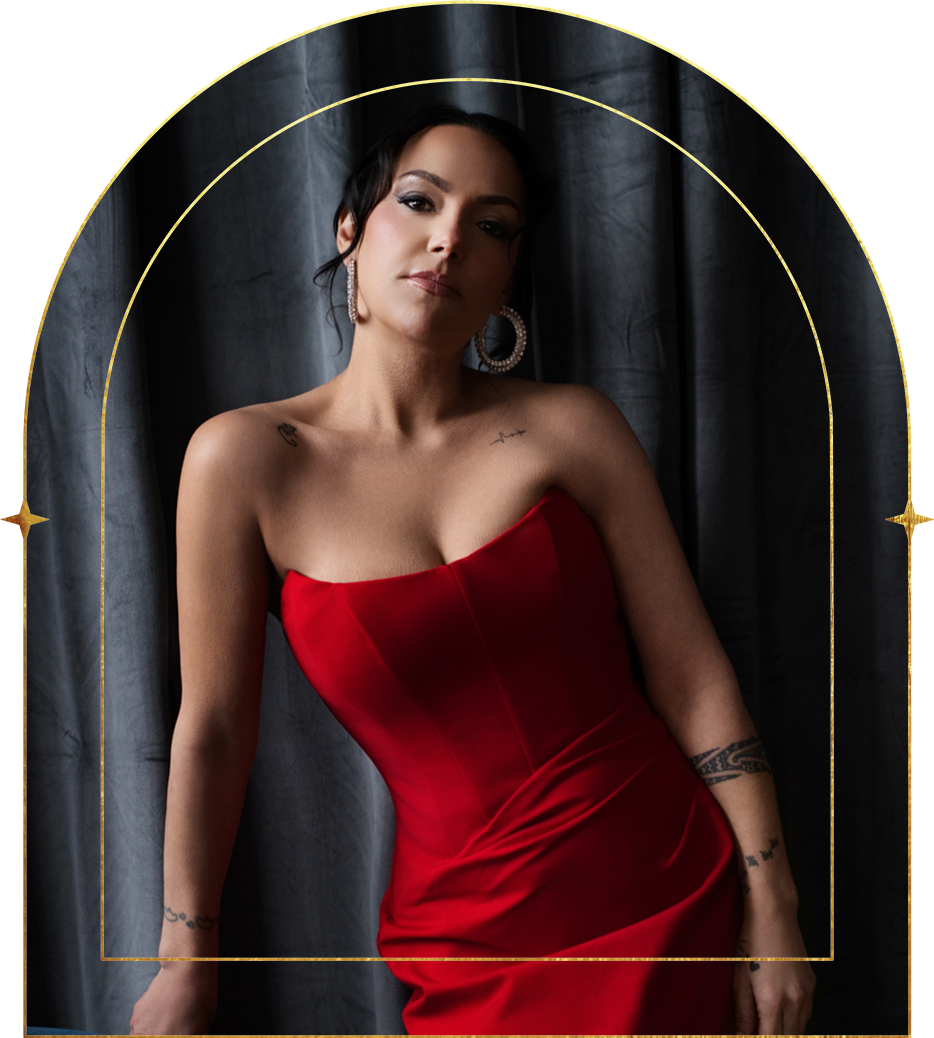 Angie-Pepper O'Bomsawin, arch portrait